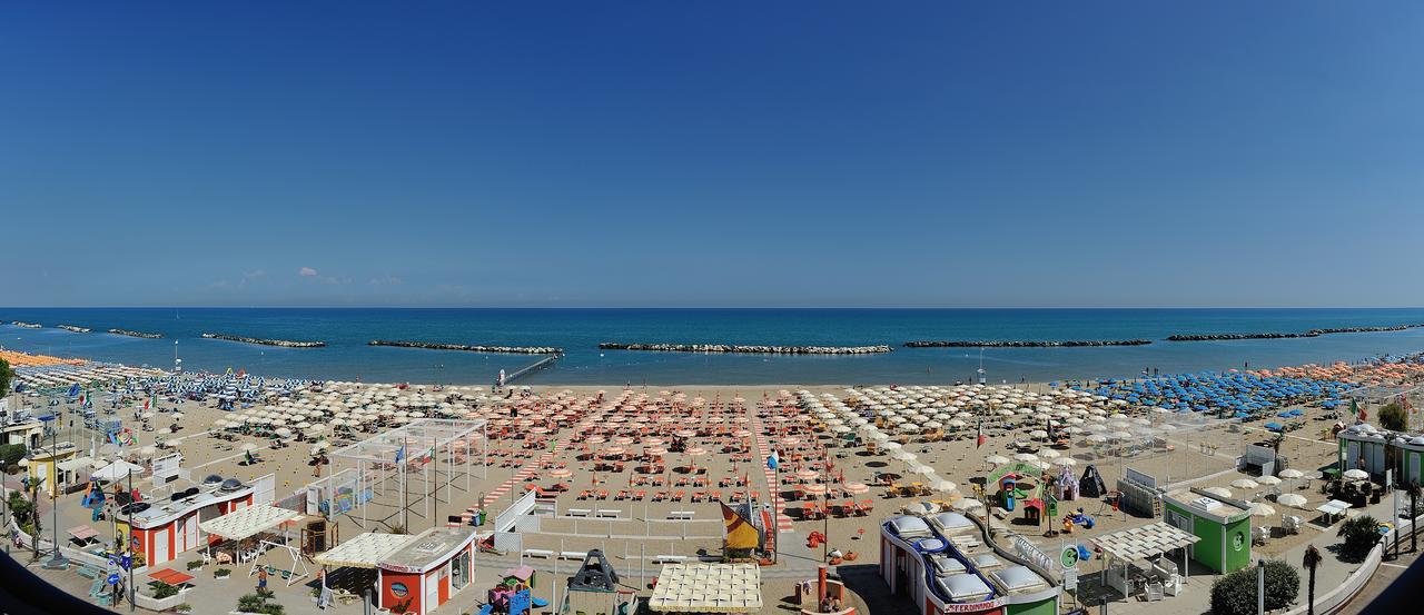 Hotel Bridge Bellaria-Igea Marina Exterior photo